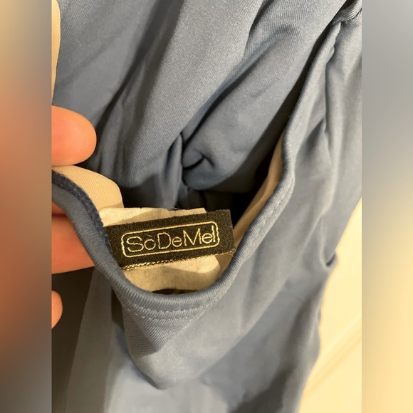 So De Mel Carlotta deep v-neck one-piece swimsuit - Picture 6 of 7